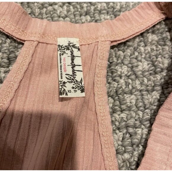 Free People Bodysuit Womens XS Light Pink Ribbed Thong Sleeveless Tank Scoop - Picture 2 of 5